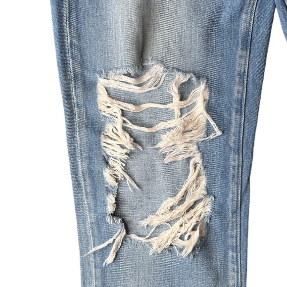 L’Agence high Rise light wash Distressed Jeans - Picture 6 of 8
